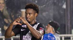 Entenda o QR Code na camisa do Vasco contra o Athletico