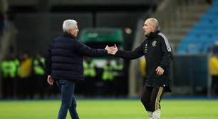 Substituição precoce marca Grêmio x Flamengo pelo Brasileirão