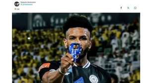 Jogador exibe caneleira de rival e será dispensado na Arábia Saudita
