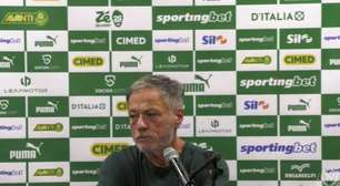 Barros detona arbitragem após gol anulado e cobra "providências urgentes"