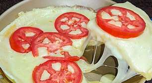 Lanche de frigideira muito prático e rápido, que é a opção ideal para substituir o pão francês