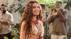 Anitta elege acessórios da Amazônia em looks usados no programa Som Brasil, da Globo, em que apresentou "Equilibrivm"