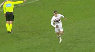 'Balançando sem encostar': ouça o diálogo do VAR que não expulsou Bobadilla em Corinthians x São Paulo