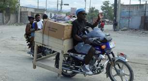 Haiti: escalada da violência força deslocamento de moradores e saída da Médicos Sem Fronteiras