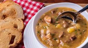 Caldo de mandioca cremoso: receita perfeita para os dias frios