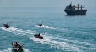A 'marinha mosquito' do Irã: como 'enxame' de pequenas embarcações desafia os EUA no Estreito de Ormuz