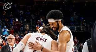 Max Strus brilha nos playoffs e recebe elogios de Harden