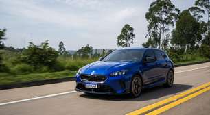 BMW M135 xDrive ganha linha de acessórios para ampliar personalização