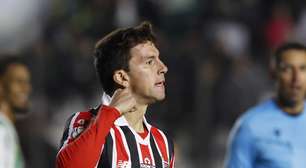 Calleri dispara e faz cobrança após eliminação do São Paulo