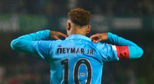 Neymar é provocado ao ser substituído e responde torcida do Coritiba