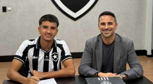 Filho de Rodrigo Caetano renova com o Botafogo