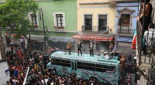 U2 invade ruas do México para gravar clipe de nova música