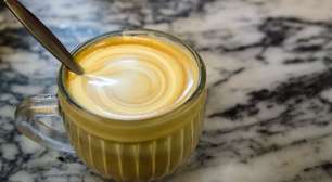 Café com gema de ovo? Conheça a bebida cremosa que é febre na web