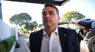 Campanha de Flávio Bolsonaro à Presidência continua e agenda está mantida, diz coordenador
