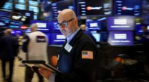 Wall St cai com alta de rendimentos por temores com inflação