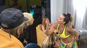 Bate-boca quase termina em agressão no reality apresentado por Davi Brito