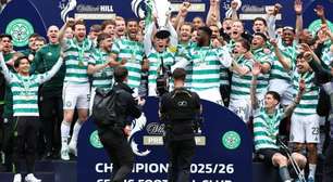 Celtic é pentacampeão escocês ao vencer o Hearts de virada