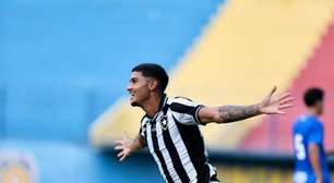 Botafogo vence o Cruzeiro, engata a trinca e fica em quinto no BR-26 Sub-20
