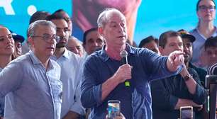 Ciro confunde gesto de apoiador com apologia ao CV em evento: 'Prende ele'