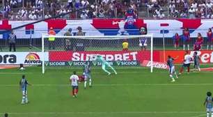 Web se rende a Weverton após "milagres" contra o Bahia: "Tem que ir pra Copa"