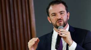 'Sou o primeiro a topar' discussão de imposto sobre ultrarricos no G7, diz Durigan em Paris