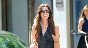 Do escritório ao happy hour: 7 looks de Andy Sachs para copiar na semana