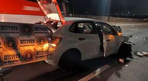 Perseguição em Porto Alegre: Brigada Militar intercepta carro de tele-entrega de drogas na Castelo Branco