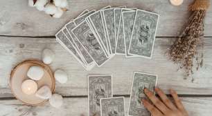 Tarot do dia: previsão para os 12 signos em 18/05/2026