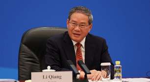 Primeiro-ministro da China defende uso mais amplo de robôs inteligentes