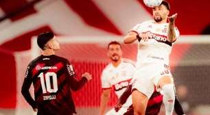 Rossi falha, mas Flamengo busca empate com Athletico na Arena da Baixada
