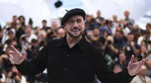 John Travolta não tem certeza de que voltará a dirigir após estreia em Cannes