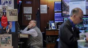 Wall St cai após temores de inflação elevarem rendimentos
