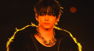 Flagra no palco: V, do BTS, deixa escapar nova tatuagem em local discreto