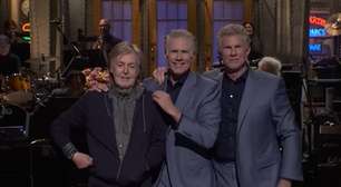Carisma puro: Paul McCartney brinca com Chad Smith e Will Ferrell no Saturday Night Live