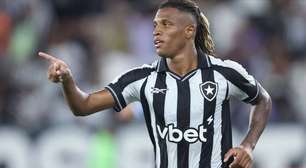 Menos de 24h após ser chamado por Ancelotti, Danilo é afastado pelo Botafogo