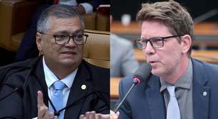 Dino dá 48 horas para Câmara explicar viagem de Mario Frias ao exterior