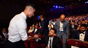 Copa do Mundo: veja evolução de Messi e Cristiano Ronaldo nos álbuns do Mundial