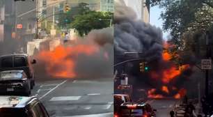 Carro explode próximo ao Touro de Wall Street em Nova York