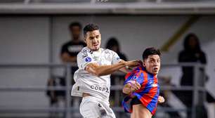 Técnico do San Lorenzo afirma ter sido agredido por torcedores do Santos