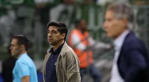 Abel "alerta" arbitragem antes de duelo entre Palmeiras e Flamengo pelo Brasileiro