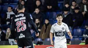 Vasco sofre virada no Paraguai e vê liderança do grupo escapar na reta final