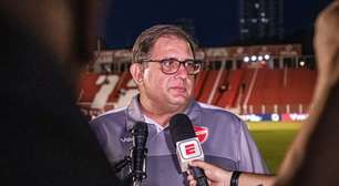 Vila Nova ganha reforço inesperado com Guto Ferreira e atacante começa a decidir na Série B