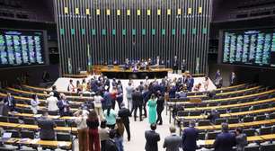 Congresso derruba veto de Lula e libera doações durante campanha eleitoral