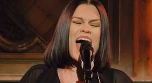 Jessie J revela que está curada do câncer