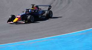 F1 Academy: Alisha Palmowski conquista pole dupla no Canadá