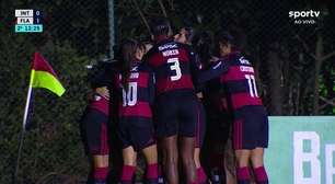 Flamengo vence Internacional e sobe na tabela do Brasileirão Feminino