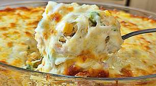 Arroz de forno cremoso para aproveitar as sobras de ontem e transformar num prato principal divino
