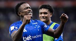 Cruzeiro vence a Chapecoense em Mineirão lotado