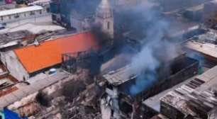Recife tem 17 imóveis interditados após incêndio em lojas do centro da cidade