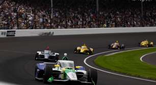 Caio Collet lidera Indy 500, briga pelo top 10 e bate no fim